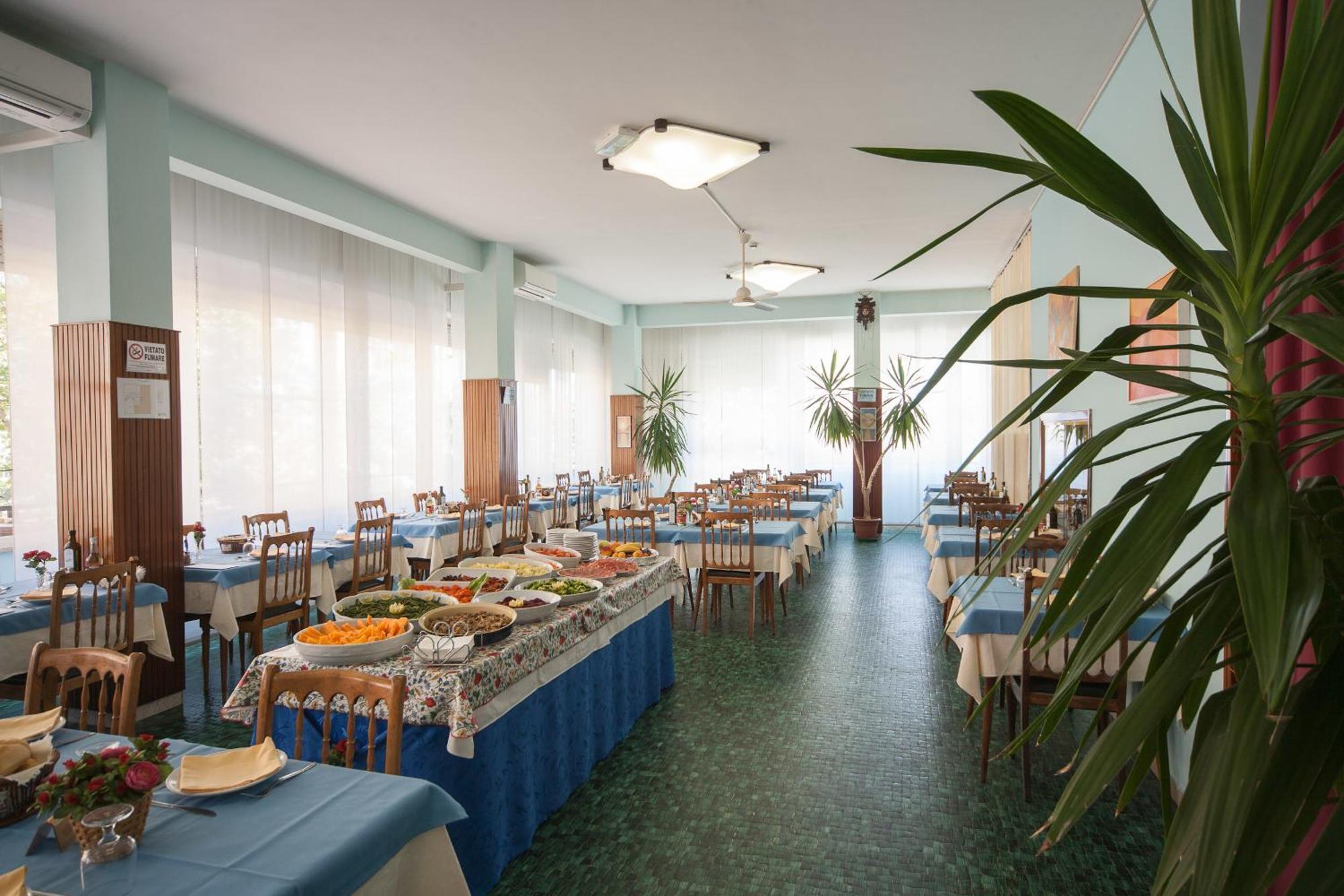 Hotel Madison Riccione Eksteriør bilde